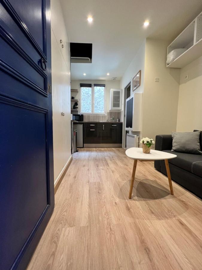 Studio Neuf Entièrement équipé Et Bien Situé. Appartamento Parigi